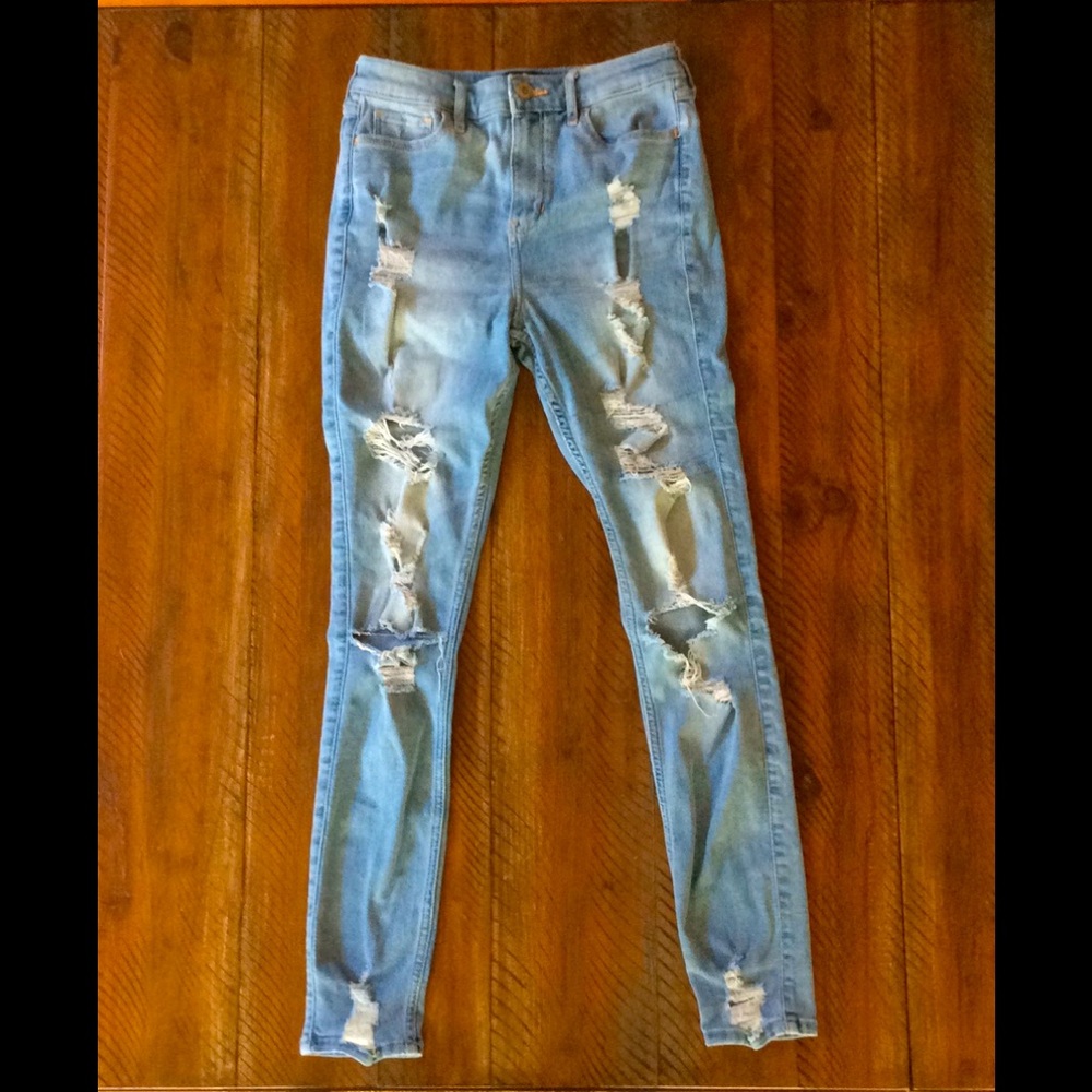 Women’s Hollister High Rise Skinny Ripped Jeans